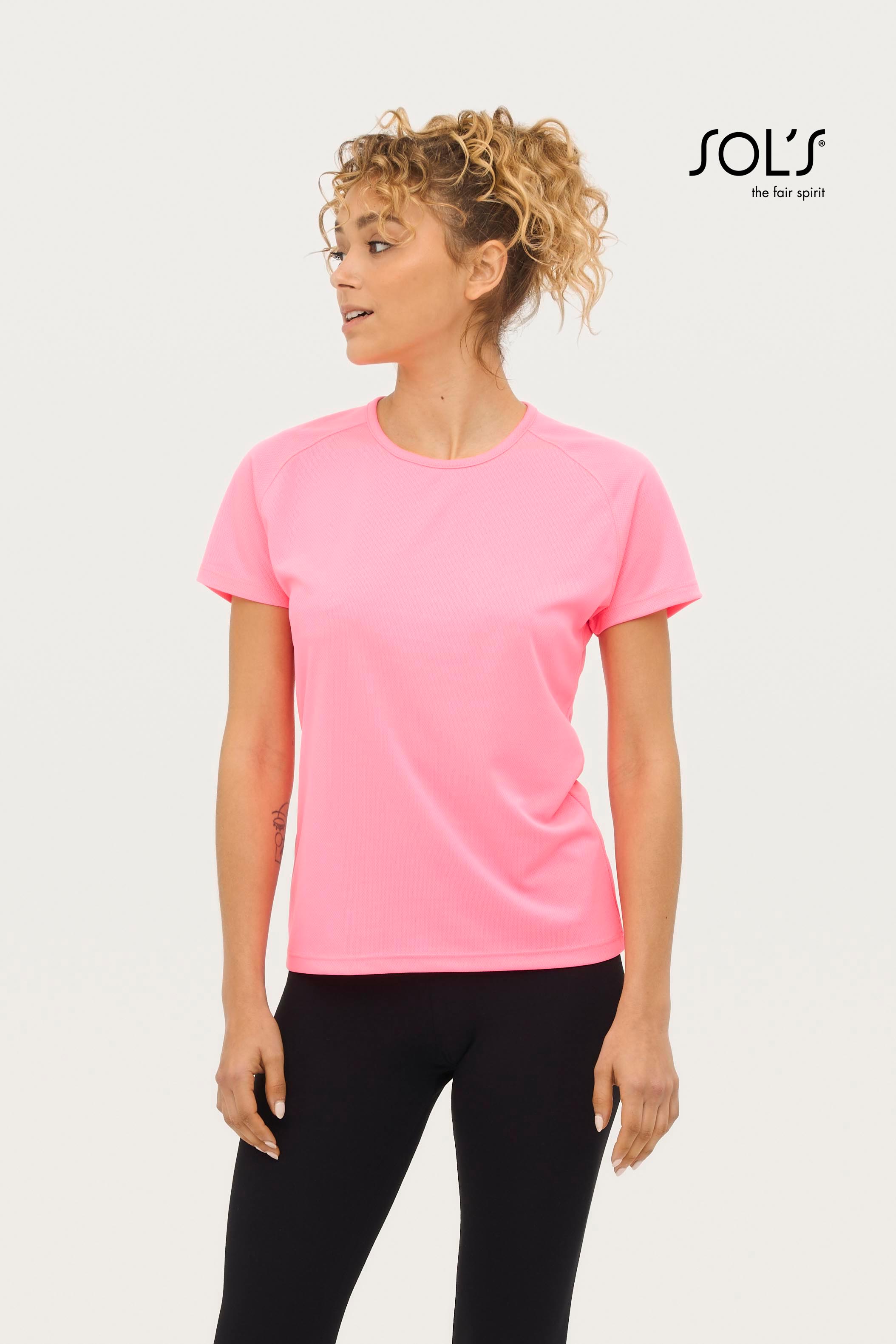 SPORTY WOMEN - en